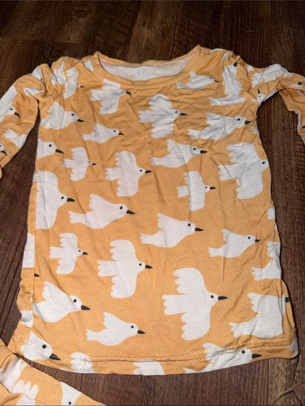Little one shop bamboo pajamas White Seagulls with orange background 12/18 month